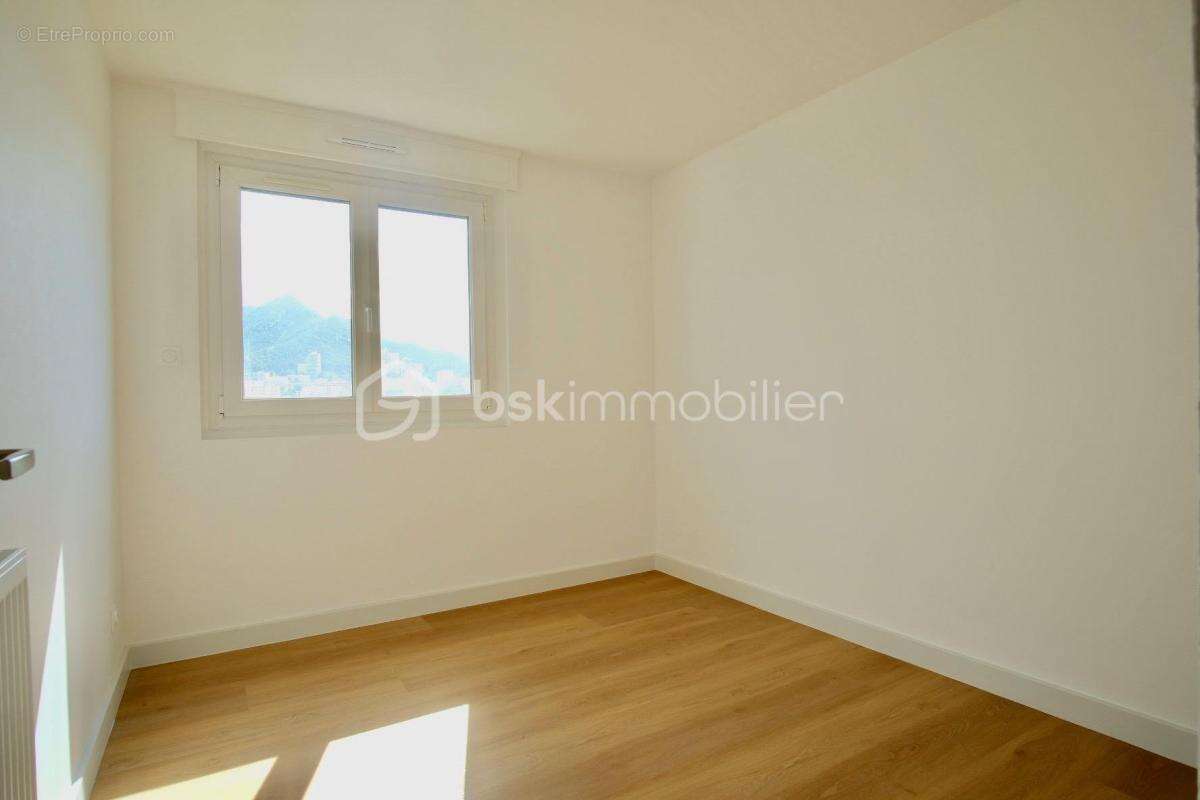 Appartement à MARSEILLE-10E