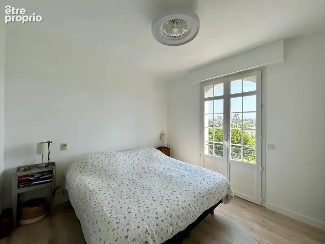 A vendre villa de charme avec une adresse exception - photo 7