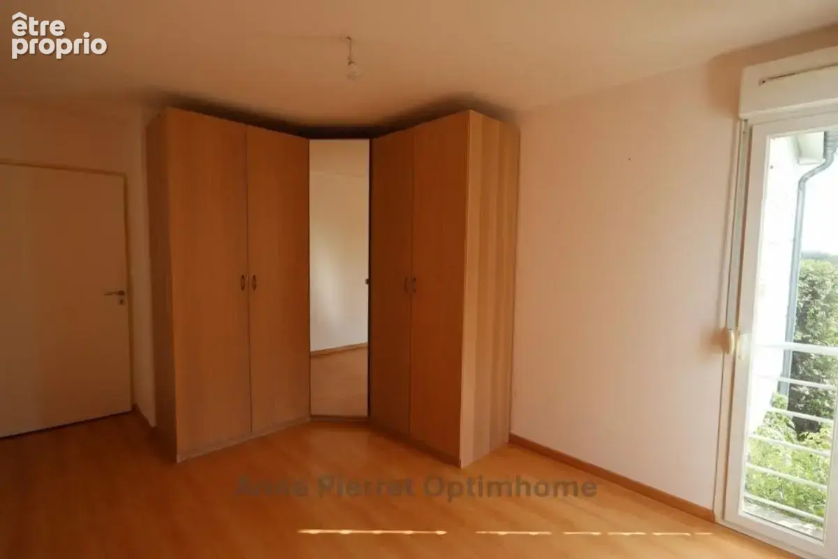 À VENDRE – Grande maison de plain-pied de 224 m² habitable (4 chambres) avec vue exceptionnelle sur forêt et plaine à Vaux-devan - photo 31