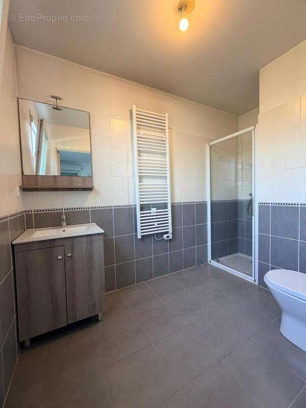   - Appartement à CAGNES-SUR-MER