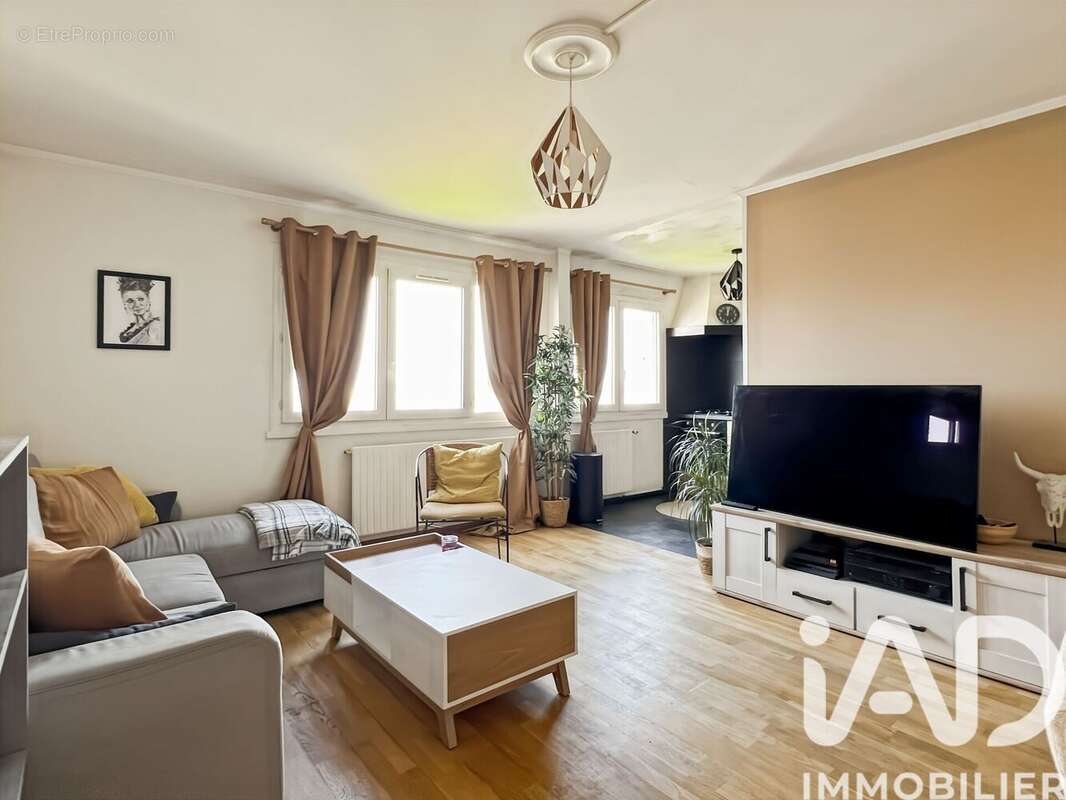Photo 2 - Appartement à CHAMPIGNY-SUR-MARNE
