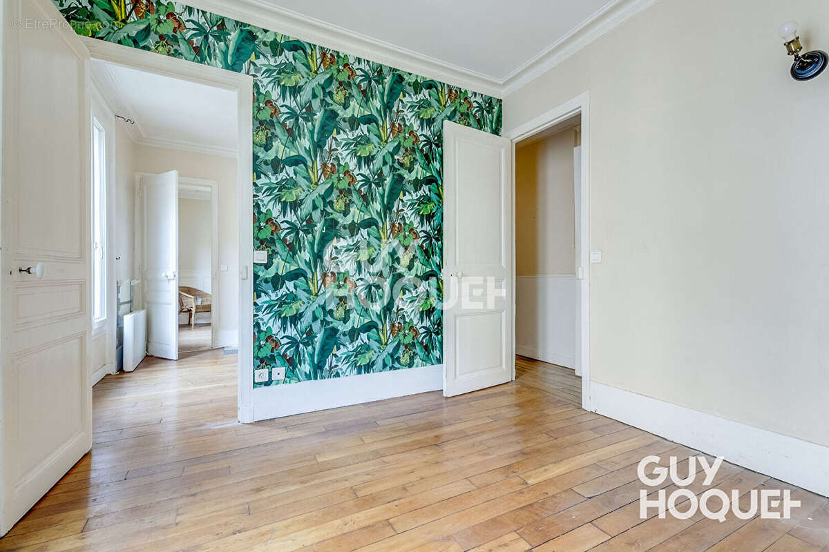 Appartement à PARIS-20E