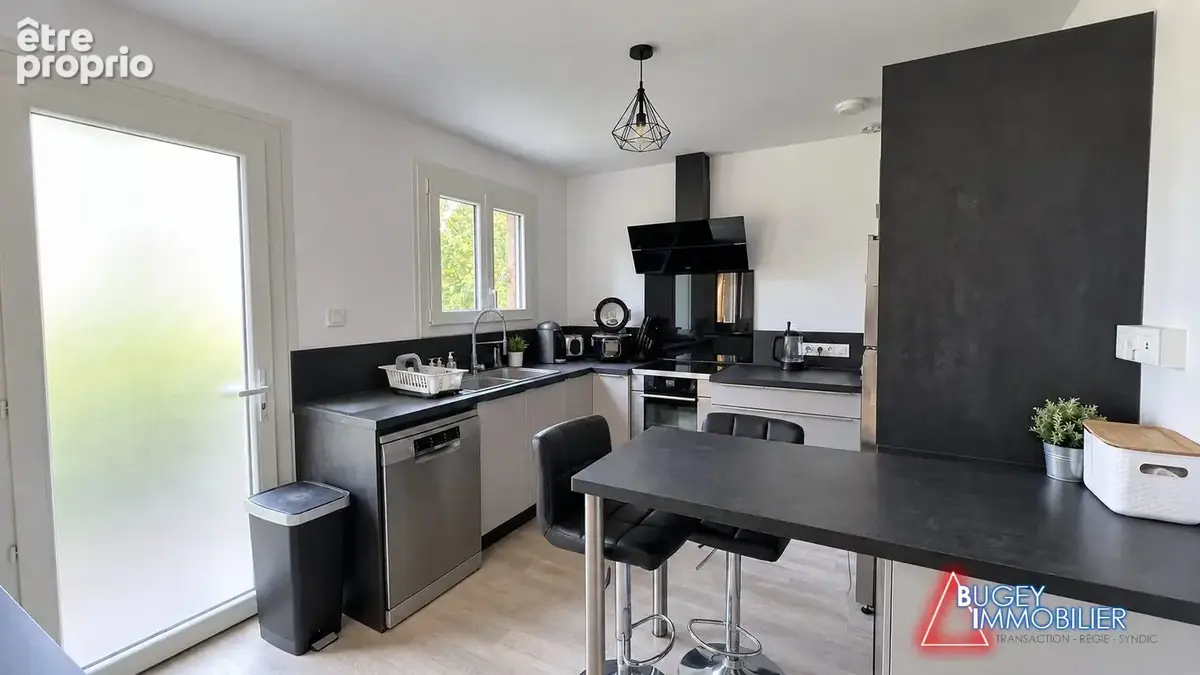 Maison 7 pièces 129 m² à vendre à Pont-D'ain (01160) - photo 3