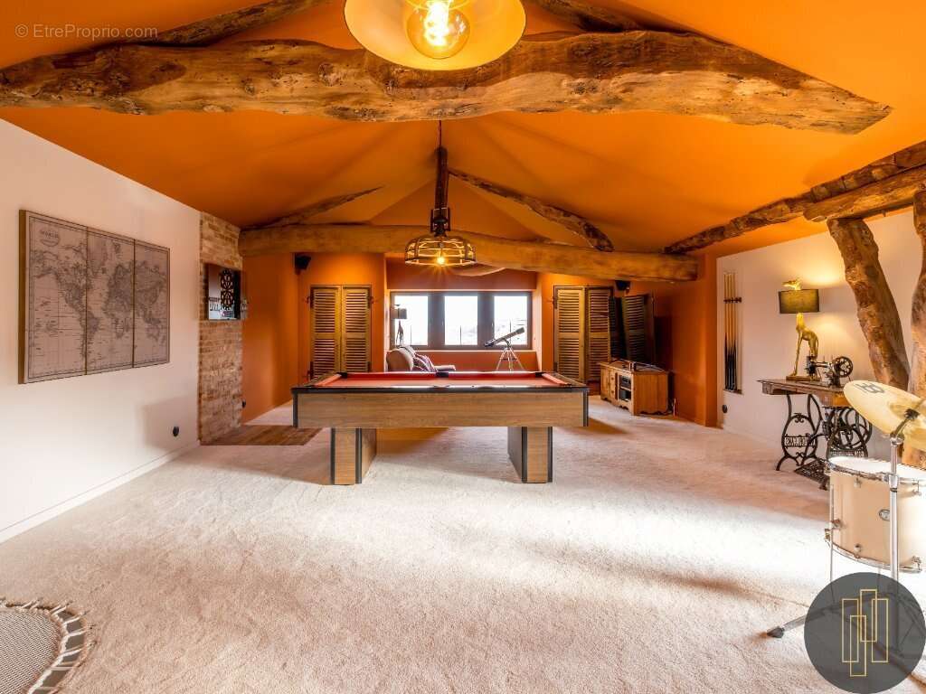 Maison à LE PERREON