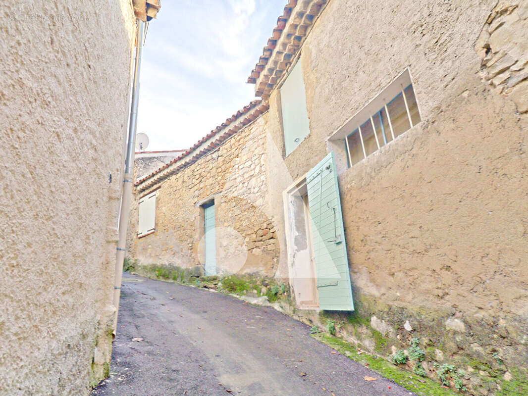 Maison à BEAUMONT-DE-PERTUIS