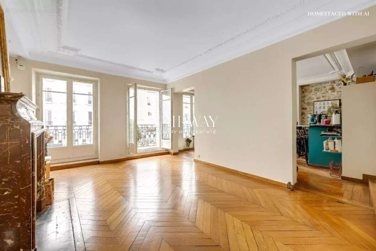 Appartement à PARIS-17E