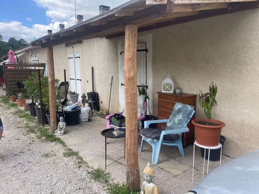 Maison à SAINTE-LIVRADE-SUR-LOT