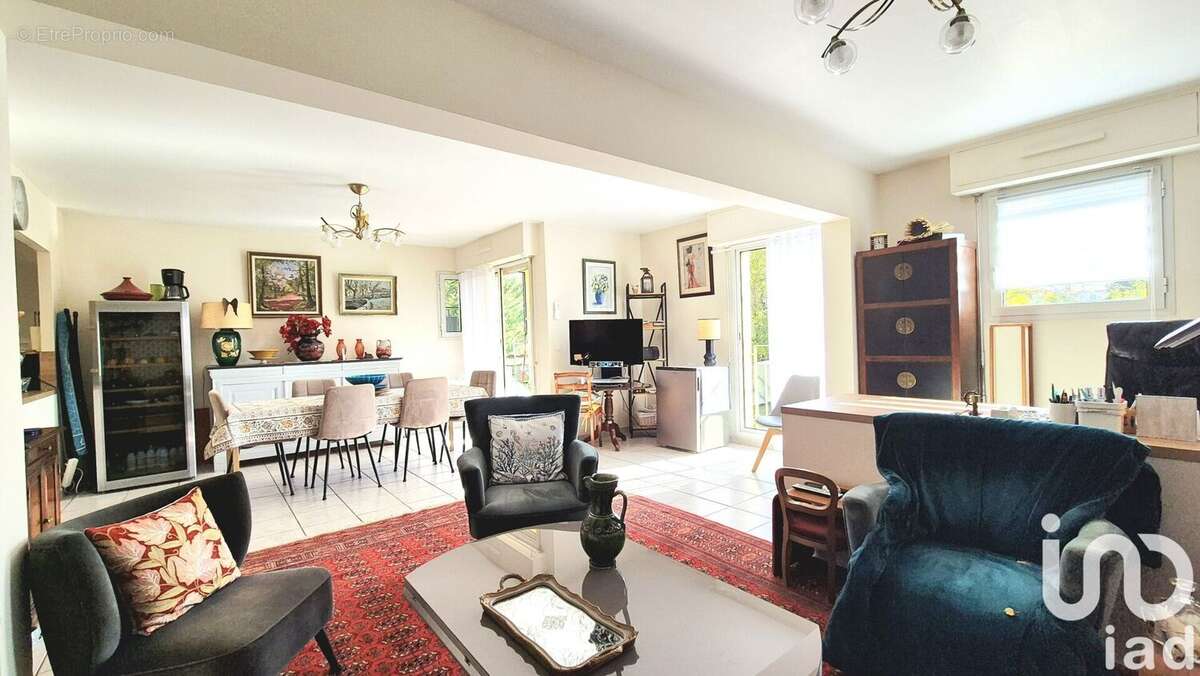 Photo 3 - Appartement à L'ISLE-SUR-LA-SORGUE