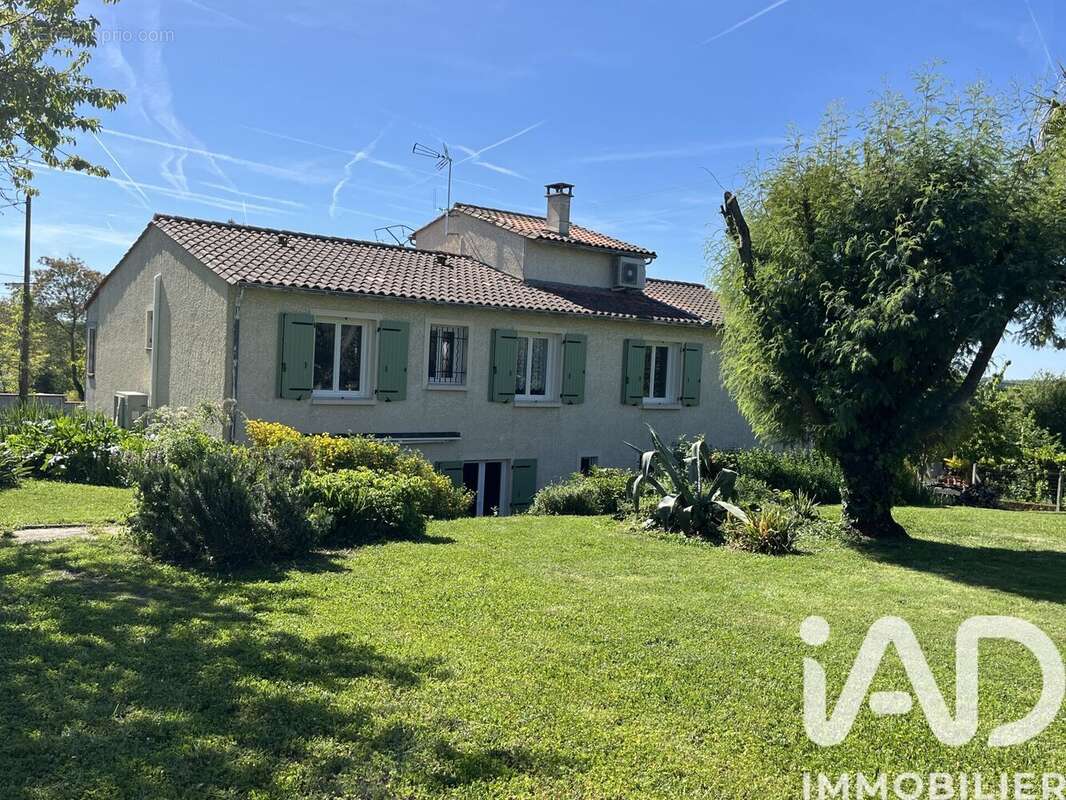 Photo 2 - Maison à ARCHIAC