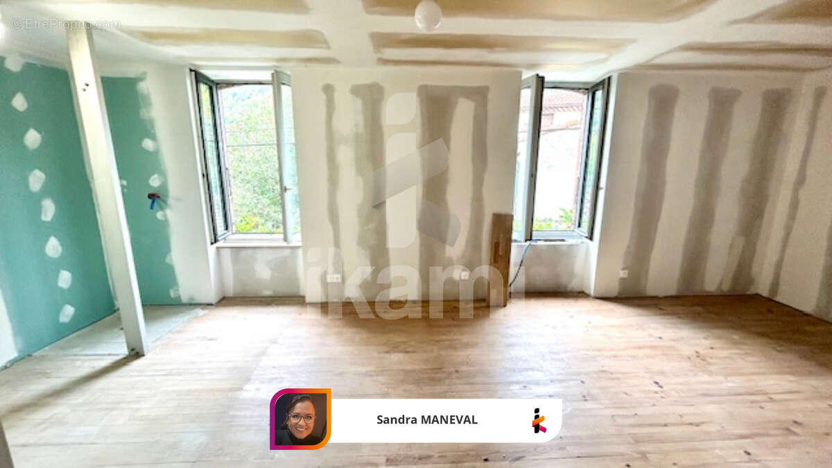 Maison à ARRAS-SUR-RHONE