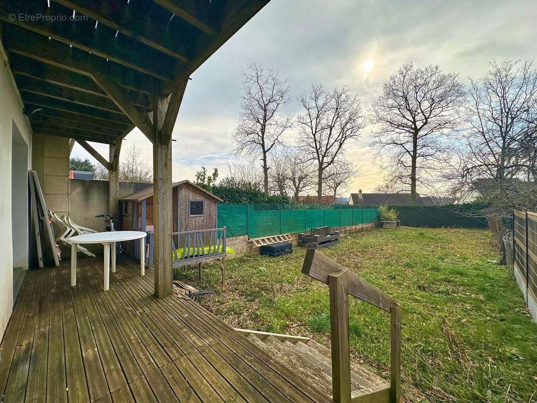 Maison à MAGNY-LES-HAMEAUX