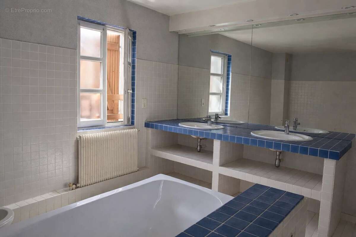 Appartement à CHABANAIS
