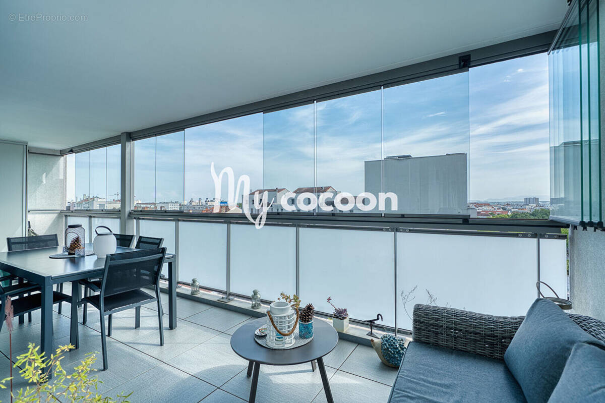 Appartement à LYON-8E