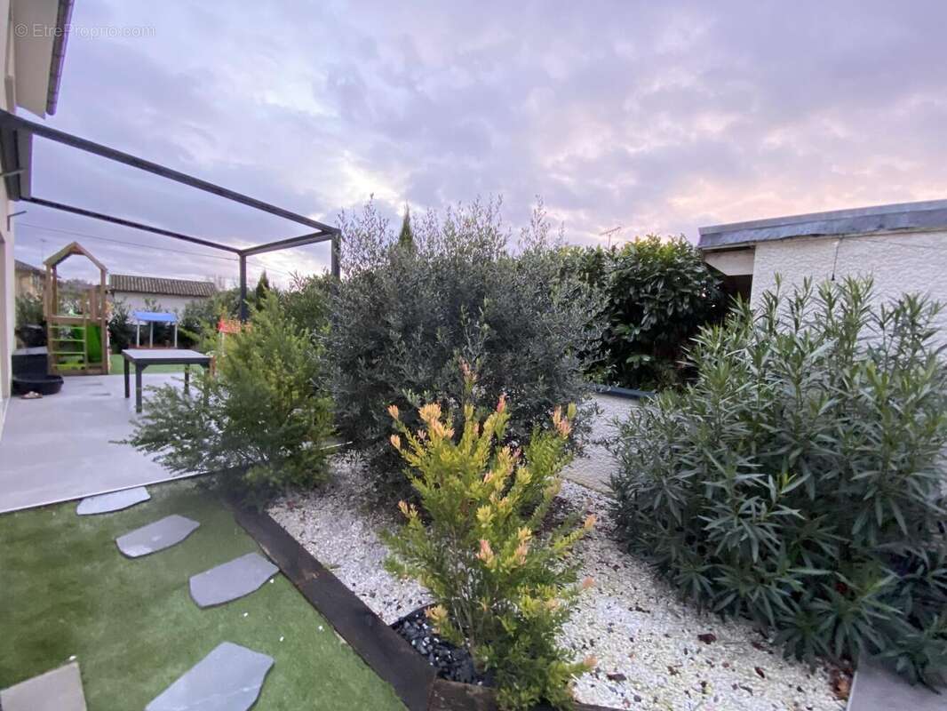 Photo 4 - Maison à FAREINS