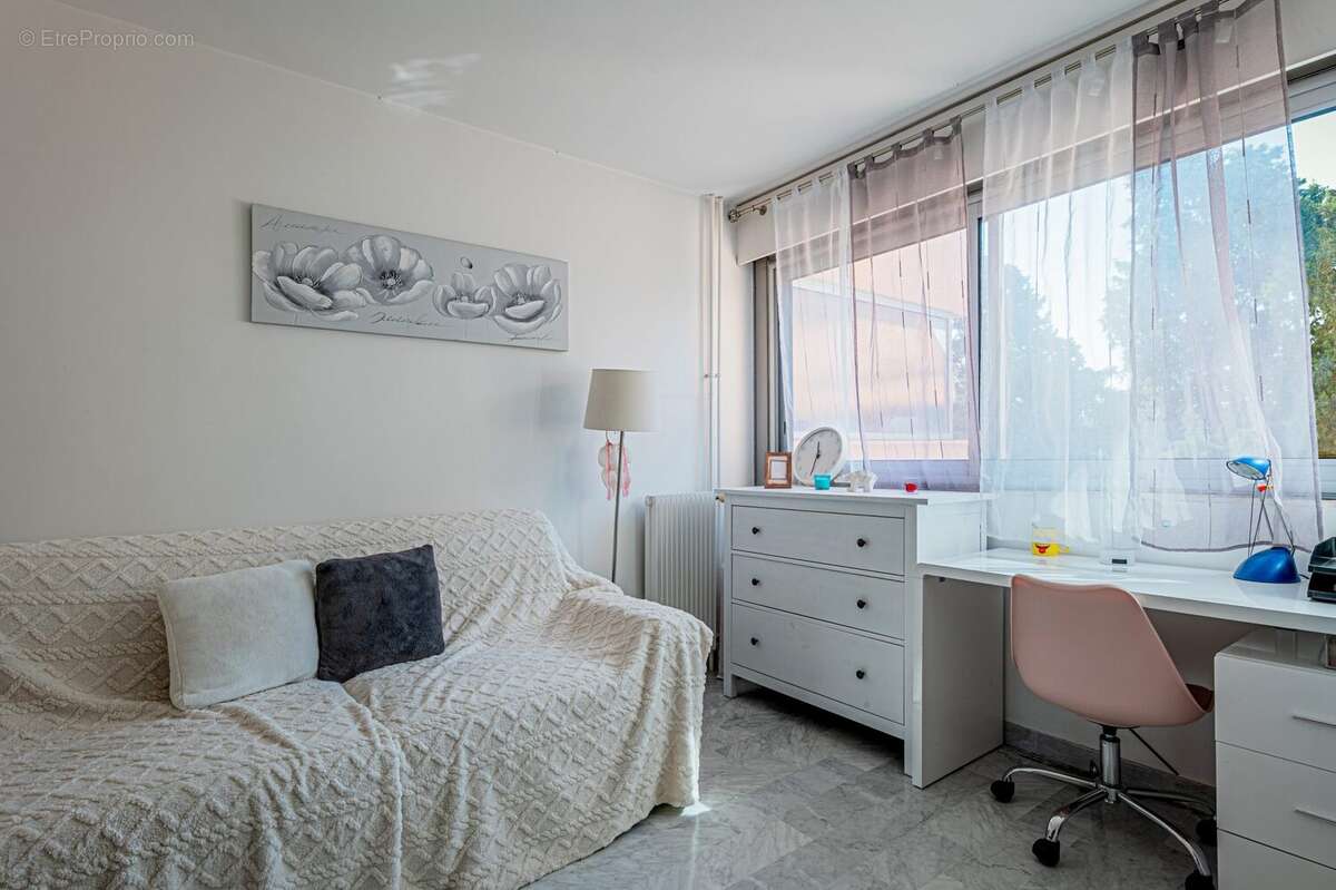 Appartement 79 m² à Vallauris  - photo 9