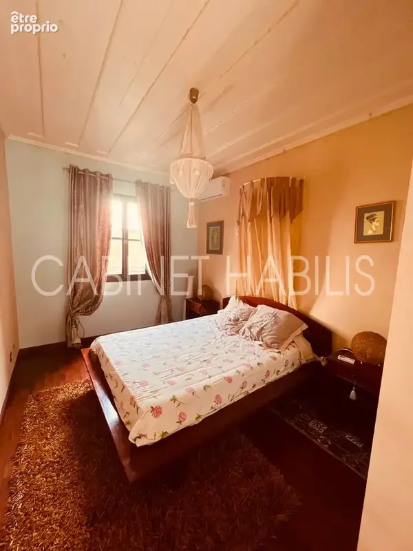 A vendre - villa t5 - 243.71 m2 environ s.totale - saint denis - 930 000 € - photo 13