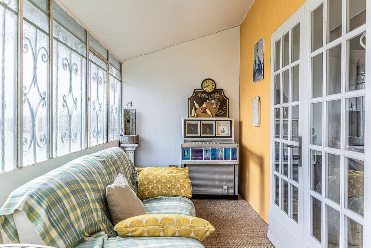 Maison à SAINT-PRYVE-SAINT-MESMIN