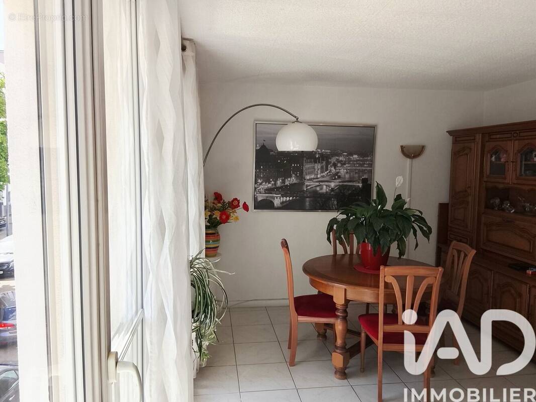 Photo 1 - Appartement à CHELLES