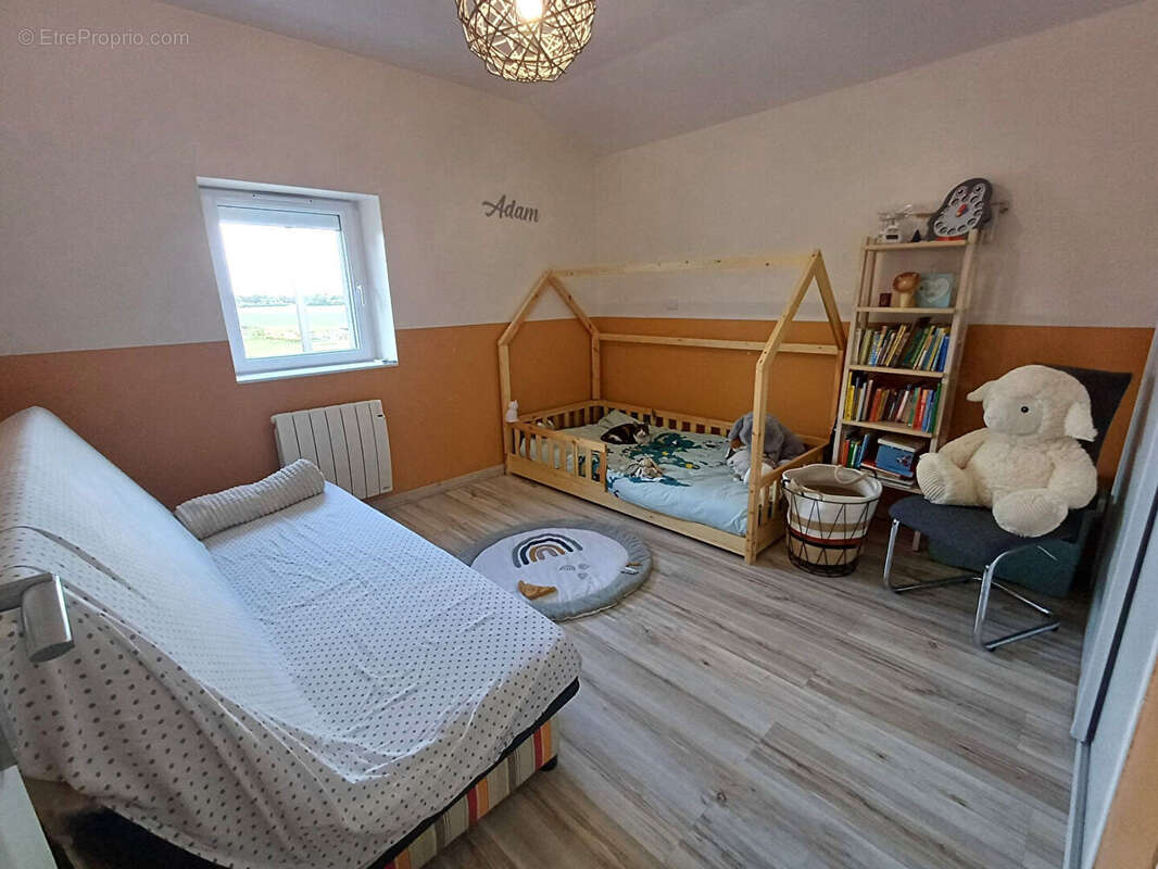 Maison à SAINT-BEAUZIRE