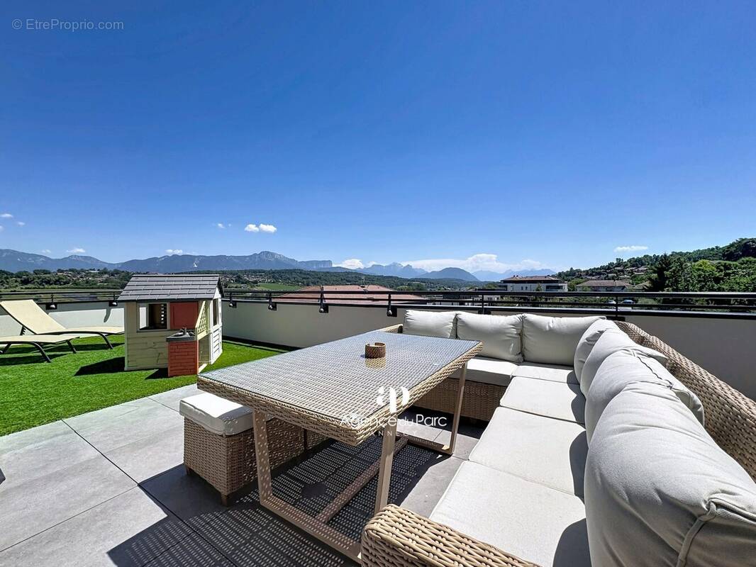 Appartement à ALLONZIER-LA-CAILLE
