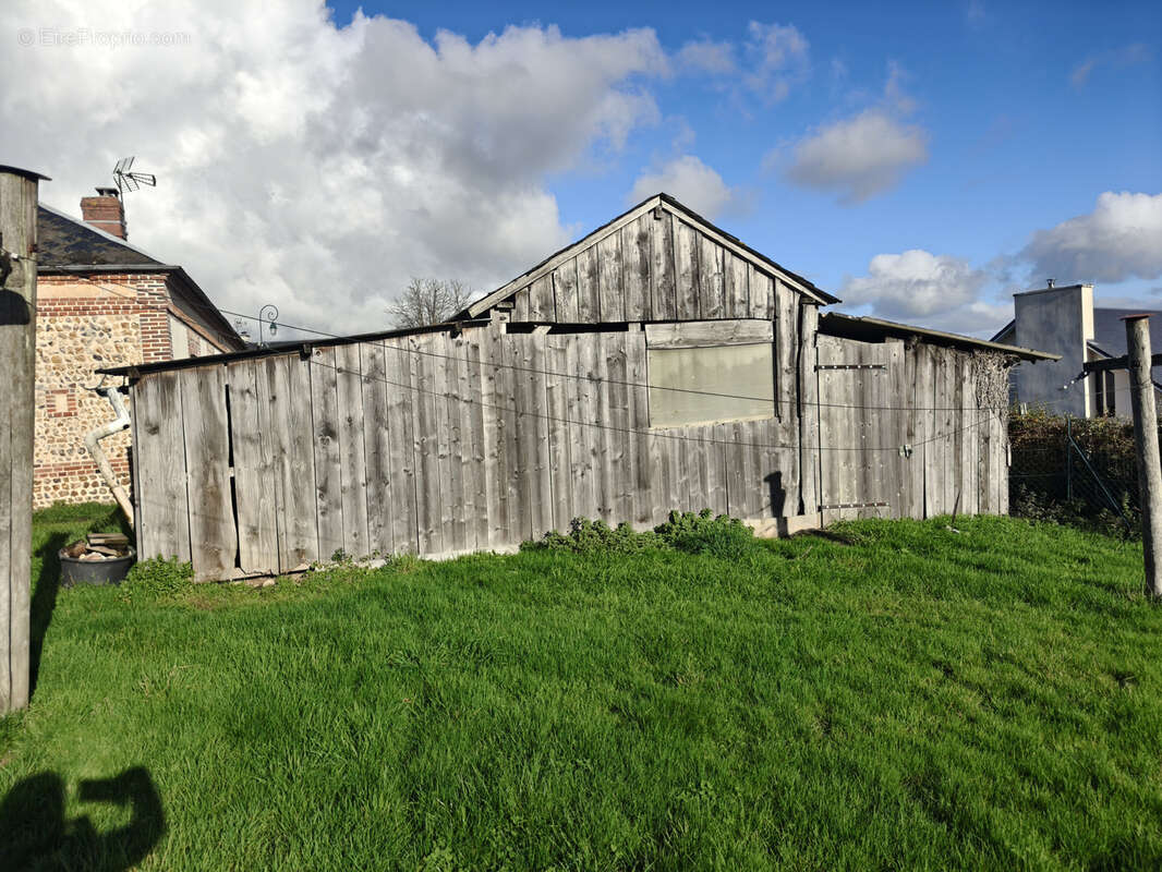Maison à MONTREUIL-L&#039;ARGILLE