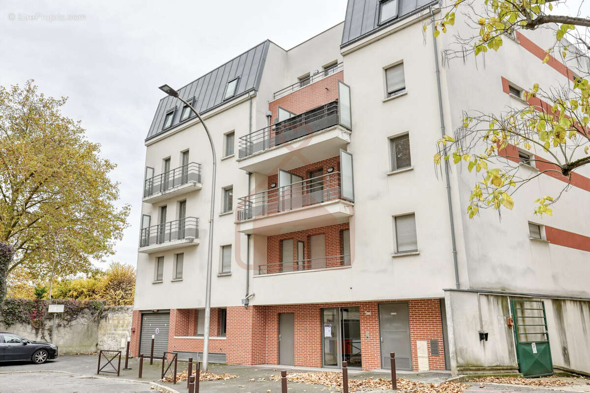 Appartement à LE KREMLIN-BICETRE