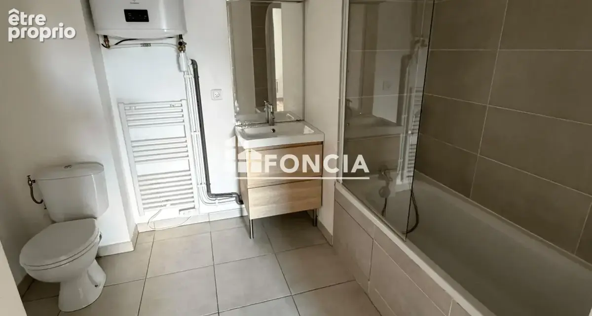 T2 residence recente avec parking privatif, vendu libre d occupation - photo 4