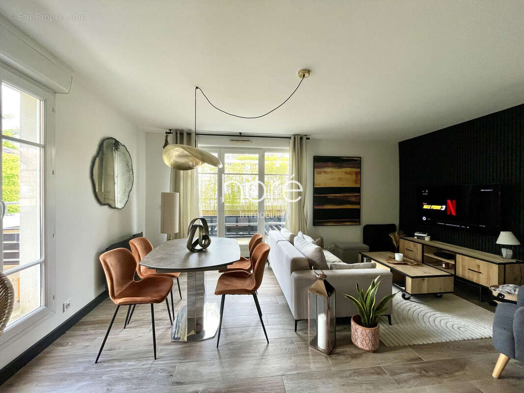 Appartement à SAINT-GRATIEN