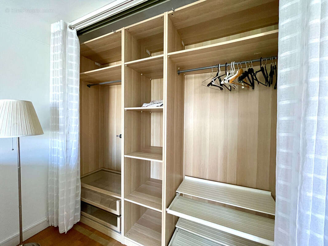 Appartement à CHARENTON-LE-PONT