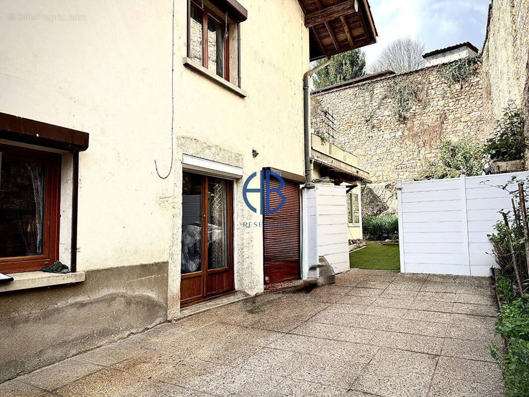 Maison à PONT-D'AIN