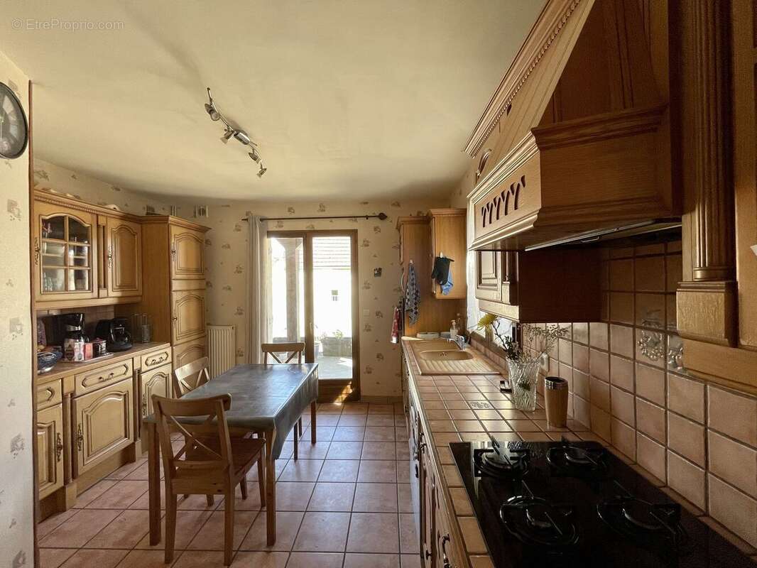 Maison 134 m² à Arsy  - photo 6