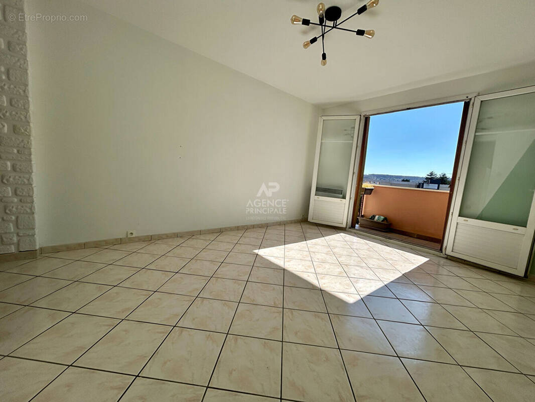 Appartement à POISSY