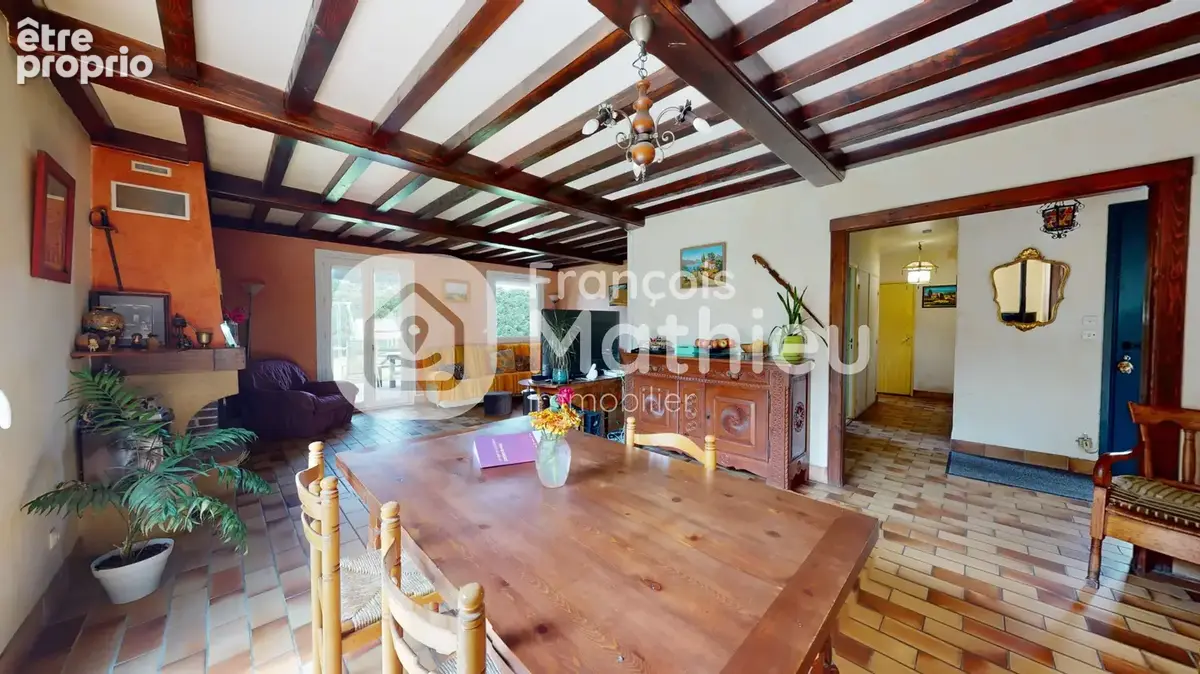Secteur Saint-André-de-Corcy - Maison de plain-pied 5 pièces 130 m2 hab - 3 Chambres - Double garage et terrai - photo 3