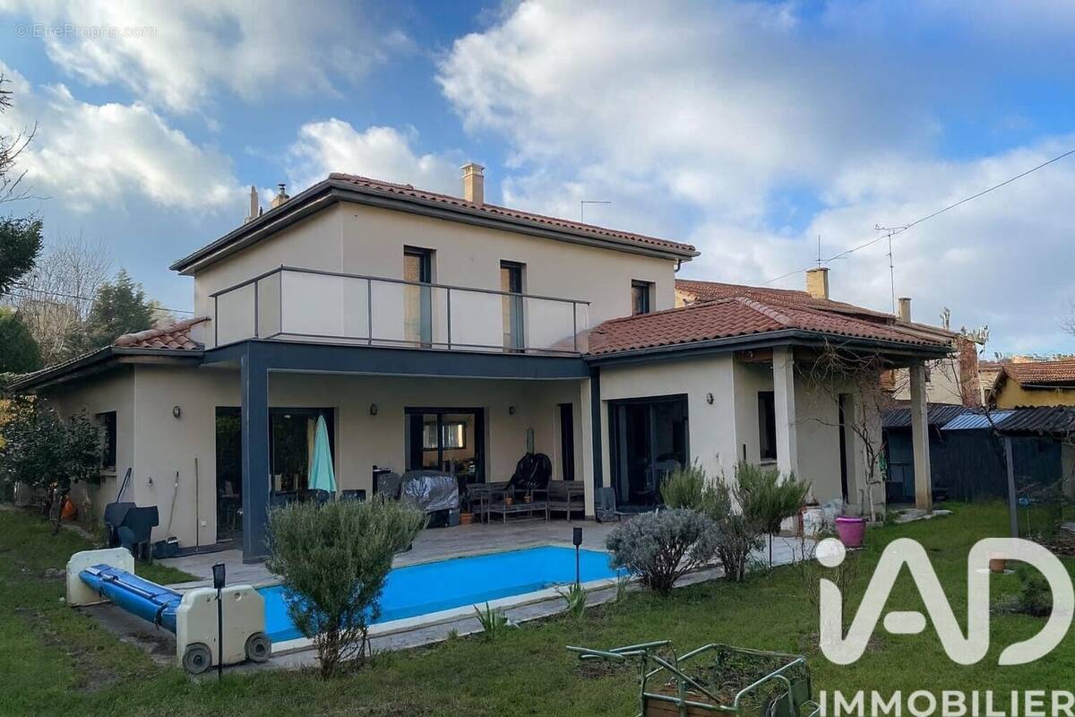 Photo 1 - Maison à SAINT-ETIENNE