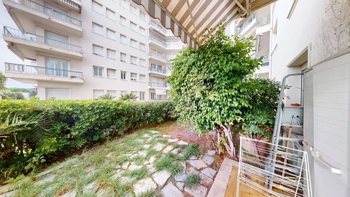 Appartement à MENTON