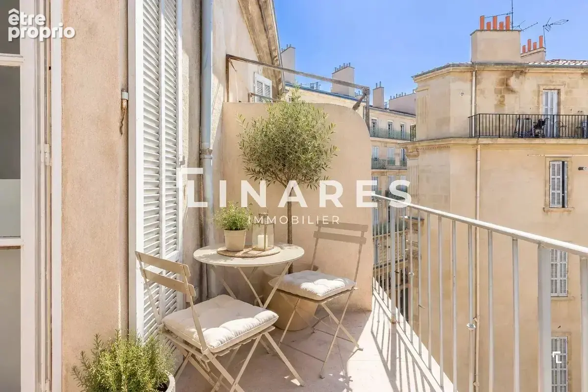 CÔTÉ PORT - Appartement T4 Duplex de 78 m2  - 13002 Hôtel-de-Ville - photo 2