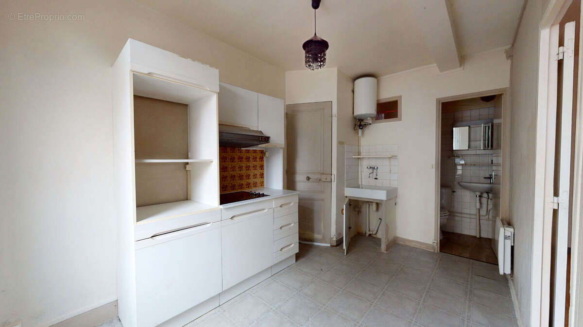 Maison à BREUX-JOUY