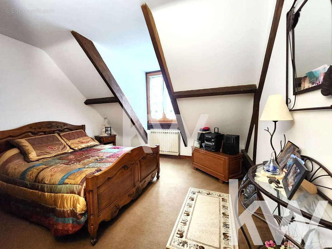 Maison 185 m² à Tigy  - photo 8