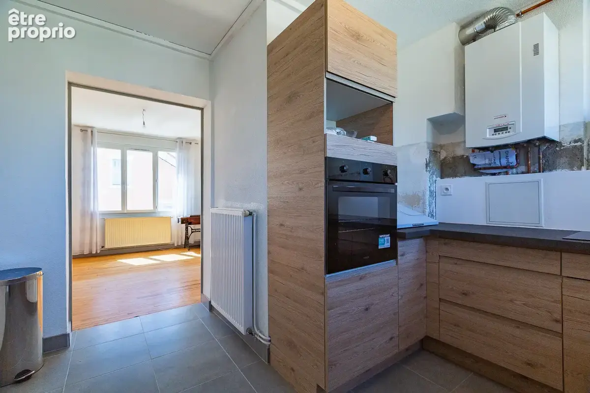 Appartement T4 avec cave, Rue du Marechal Joffre 26000 VALENCE - photo 2