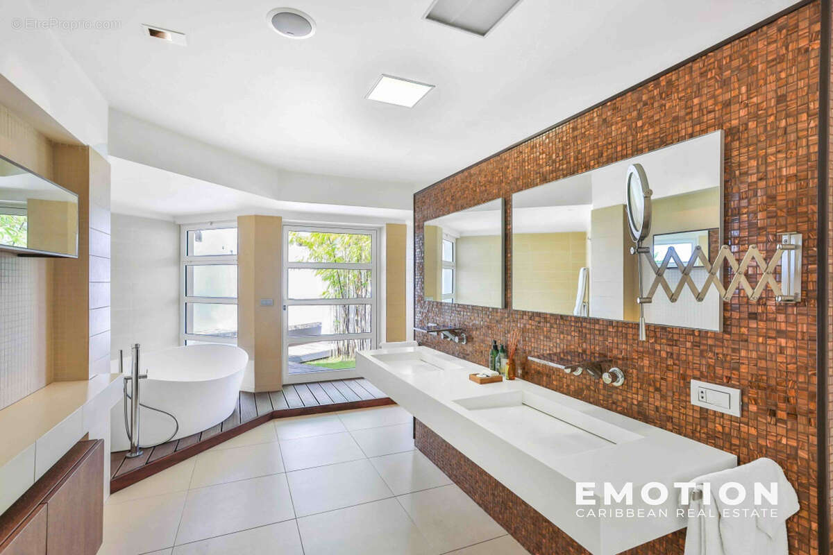 Maison à SAINT-MARTIN