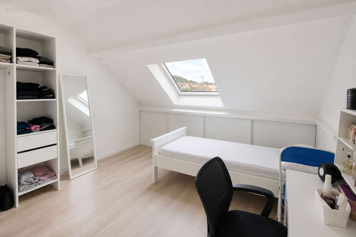 Appartement à EPERNON