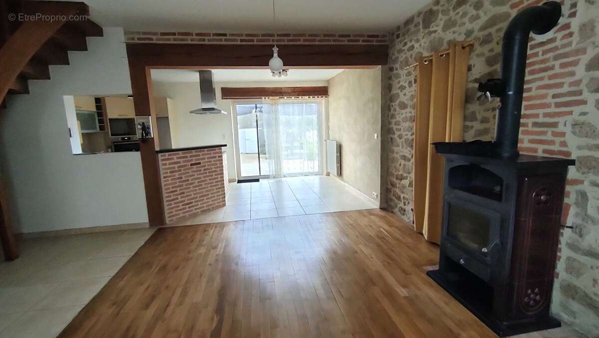 Maison à CHAMBRETAUD