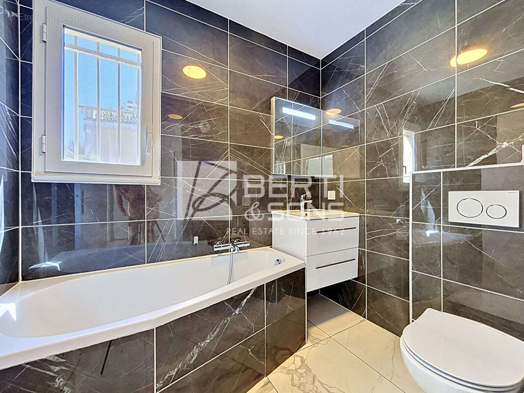 Vue golf et esterel - appartement 3 pieces - photo 10