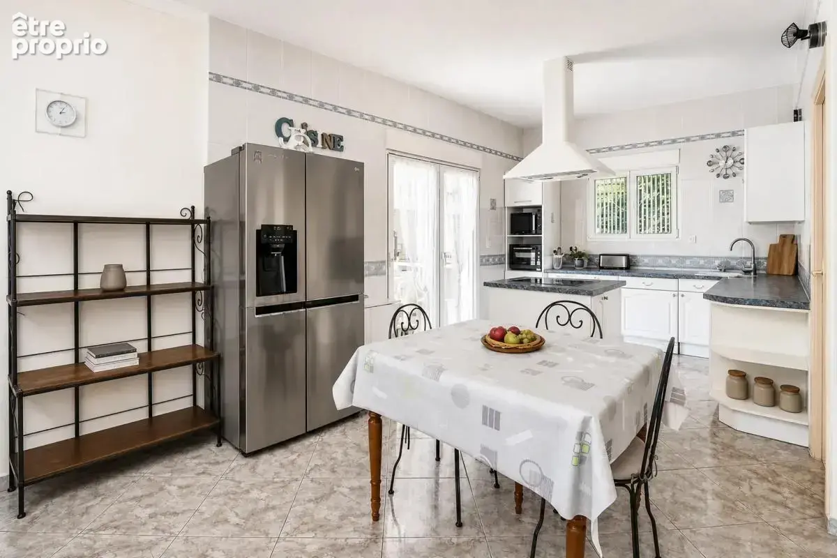 Villa plain pied 4 pièces - 116 m² - Candillargues - photo 5