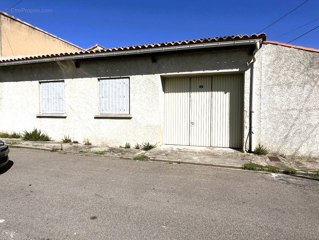 Parking à LIMOUX