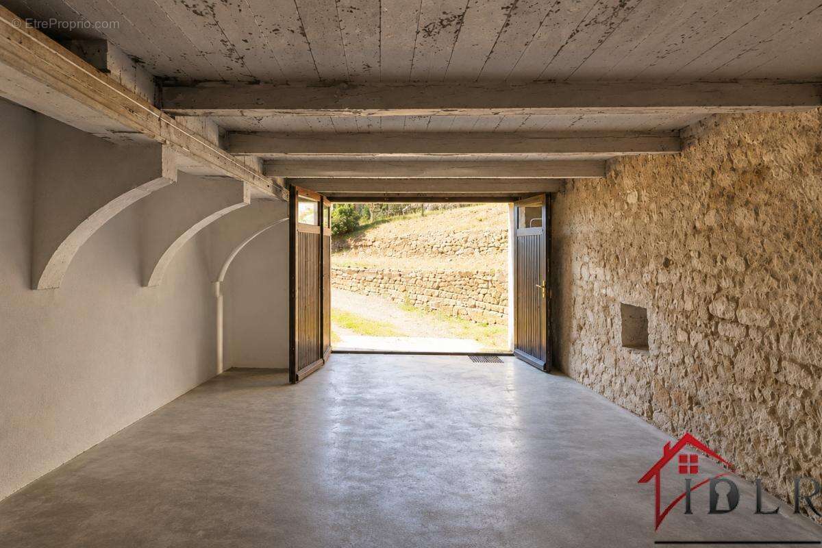 Ferme vosgienne de caractère   Deux logements    Dépendances - photo 18