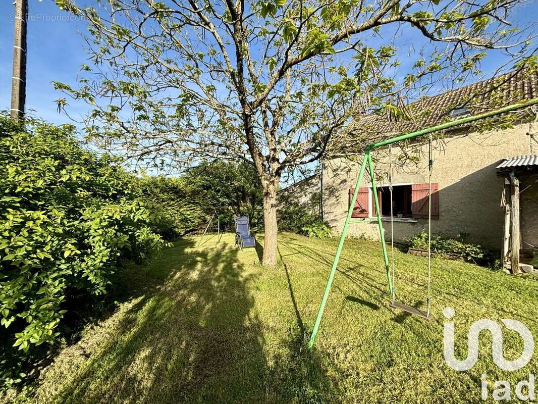 Photo 2 - Maison à NEUILLY-EN-DUN