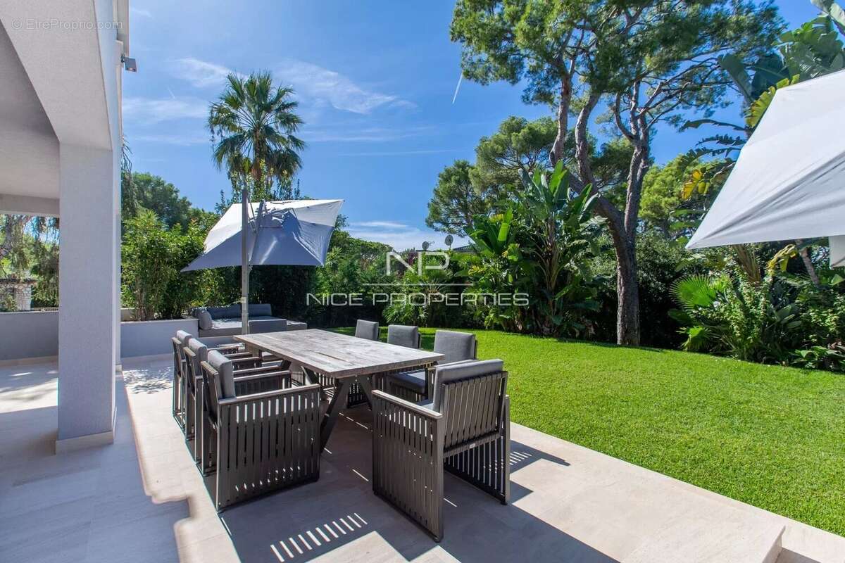 Maison à SAINT-JEAN-CAP-FERRAT