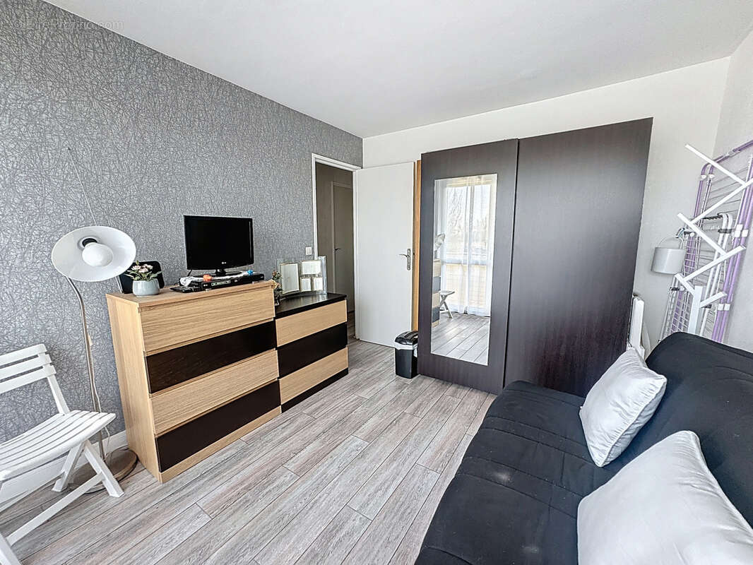 Appartement à CHILLY-MAZARIN