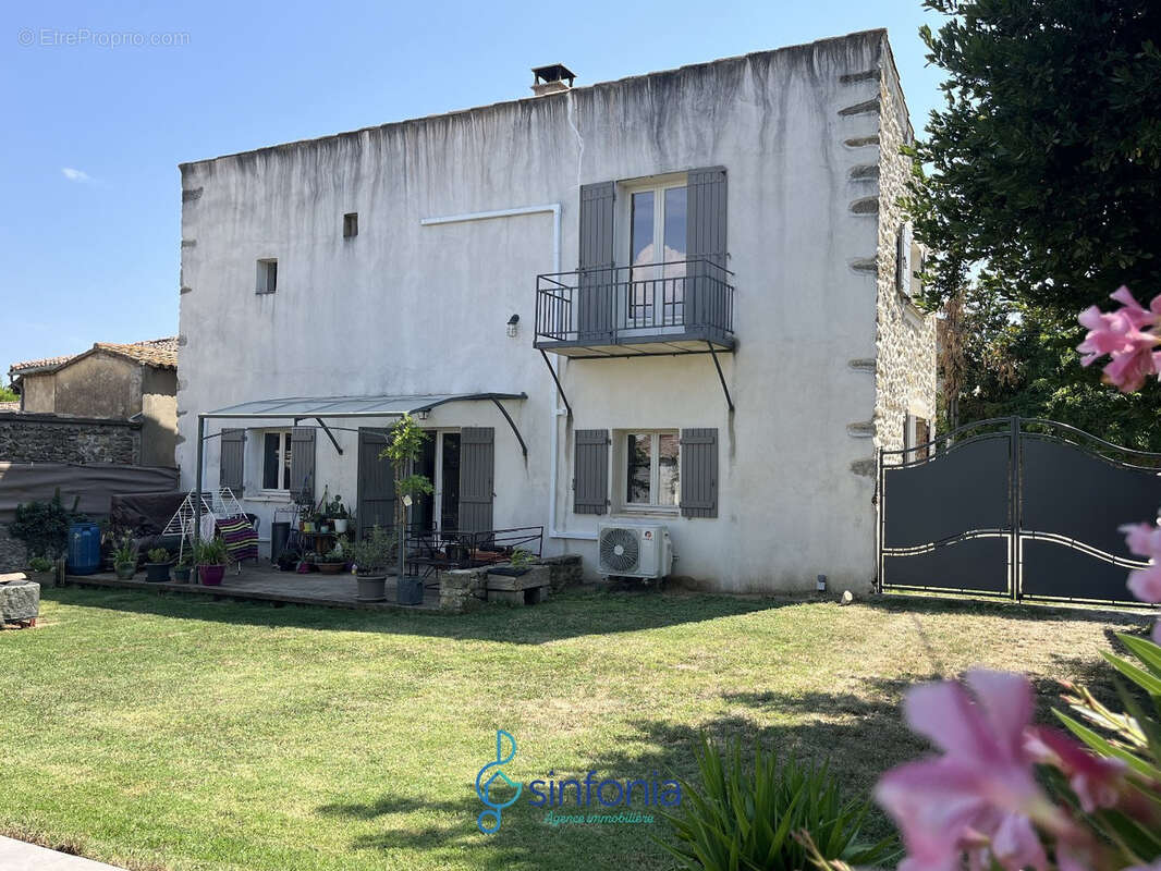 Maison à UZES